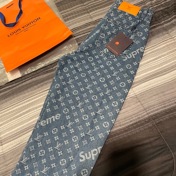 Louis Vuitton Supreme Jeans - Picture 3 of 8